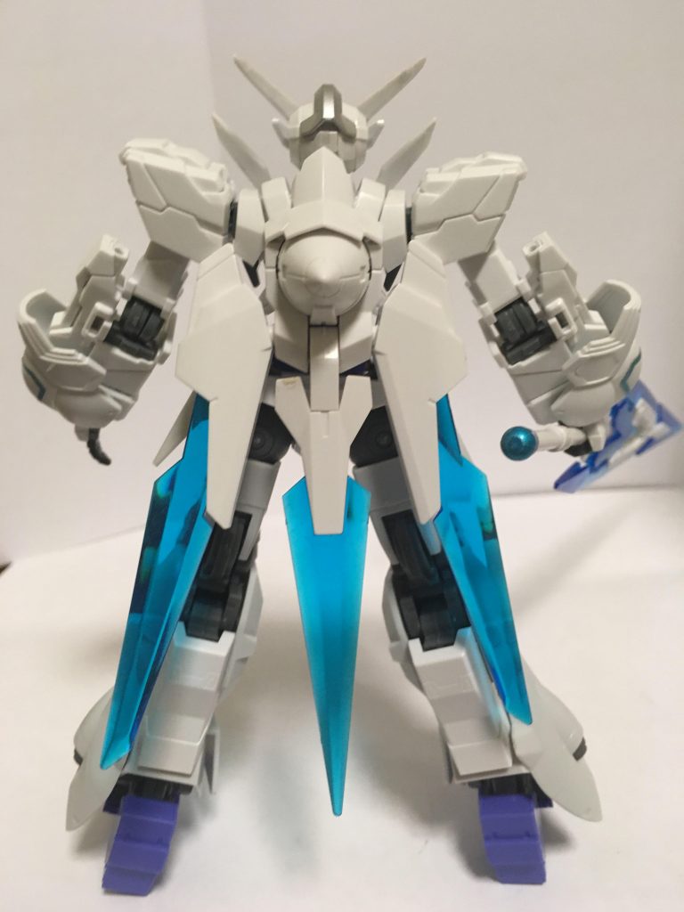 結晶背外套:セティボス
トランザムバースト時に粒子を生成・放出し、機体性能を上昇させる役割を果たす外套。