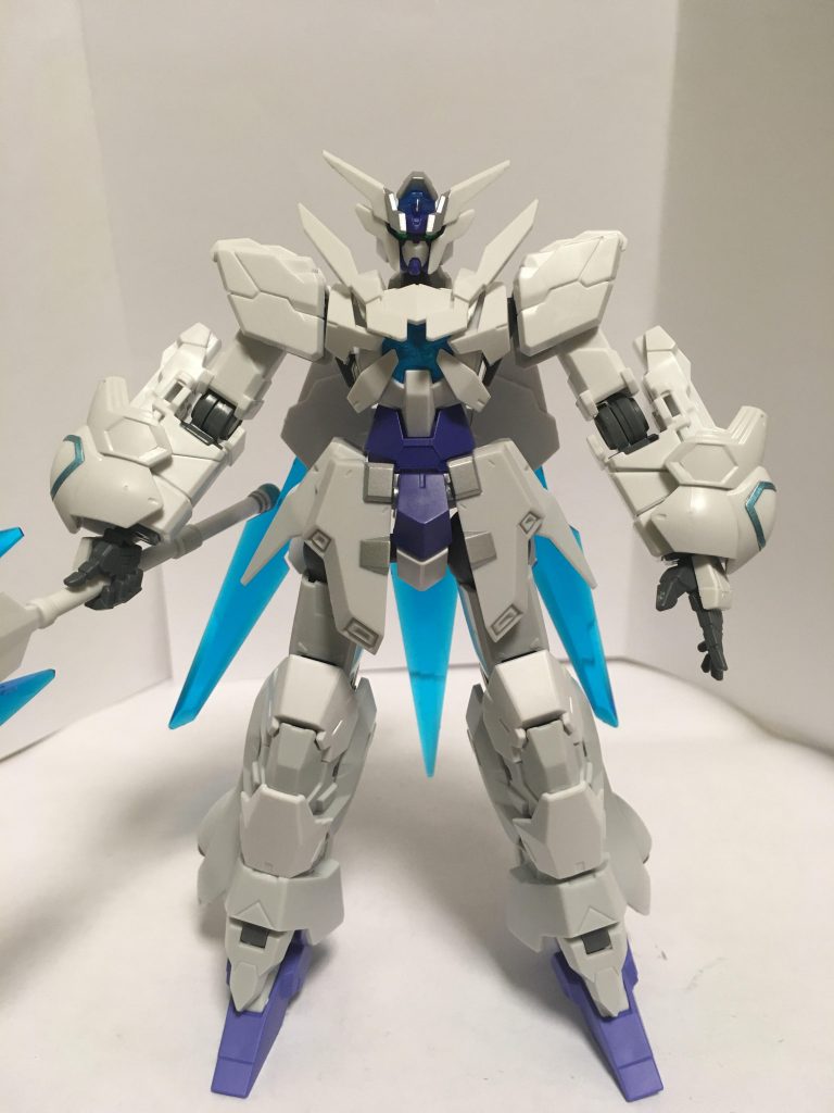 粒子貯蔵甲手:ファディナンド
GNコンデンサが内蔵されている甲手であり,粒子の集中度をコントロールすることで,強力な小型GNフィールドを形成することができる。