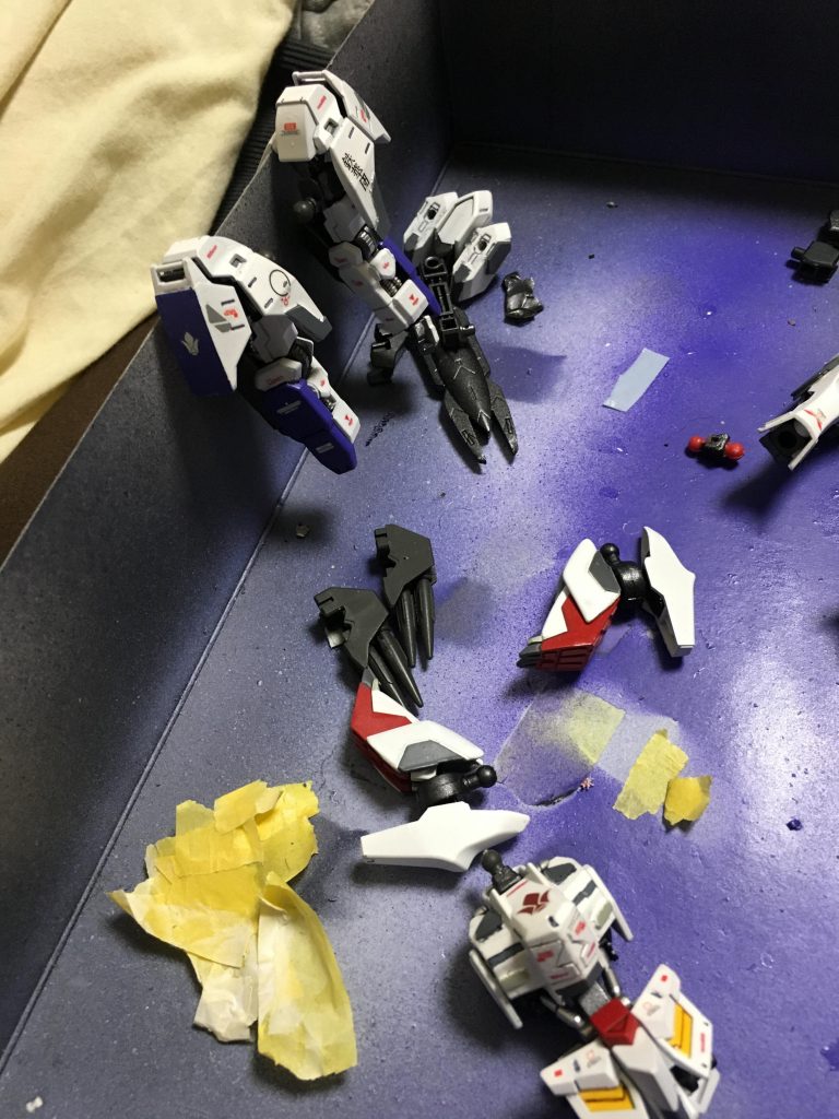 デカール作業。