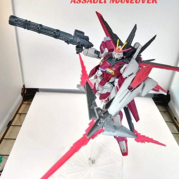 フォースインパルス ガンダム　アサルトマニューバー