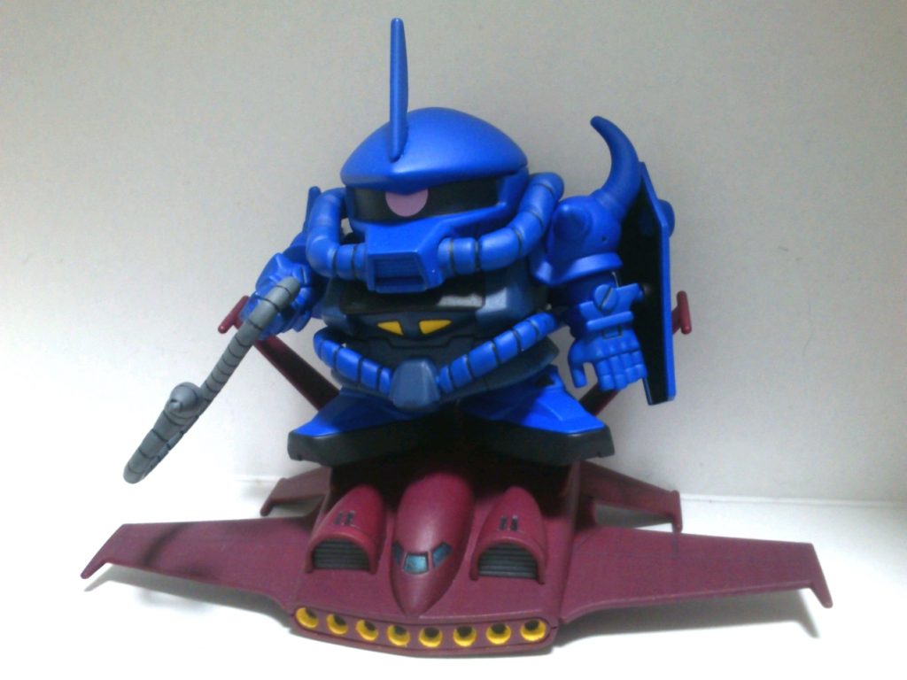 SDキットではないですが、Gジェネシリーズのグフに丁度良いサイズだと思って作りました。