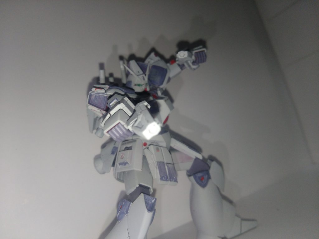 タンク4機を取ってビームピストル2丁での攻撃