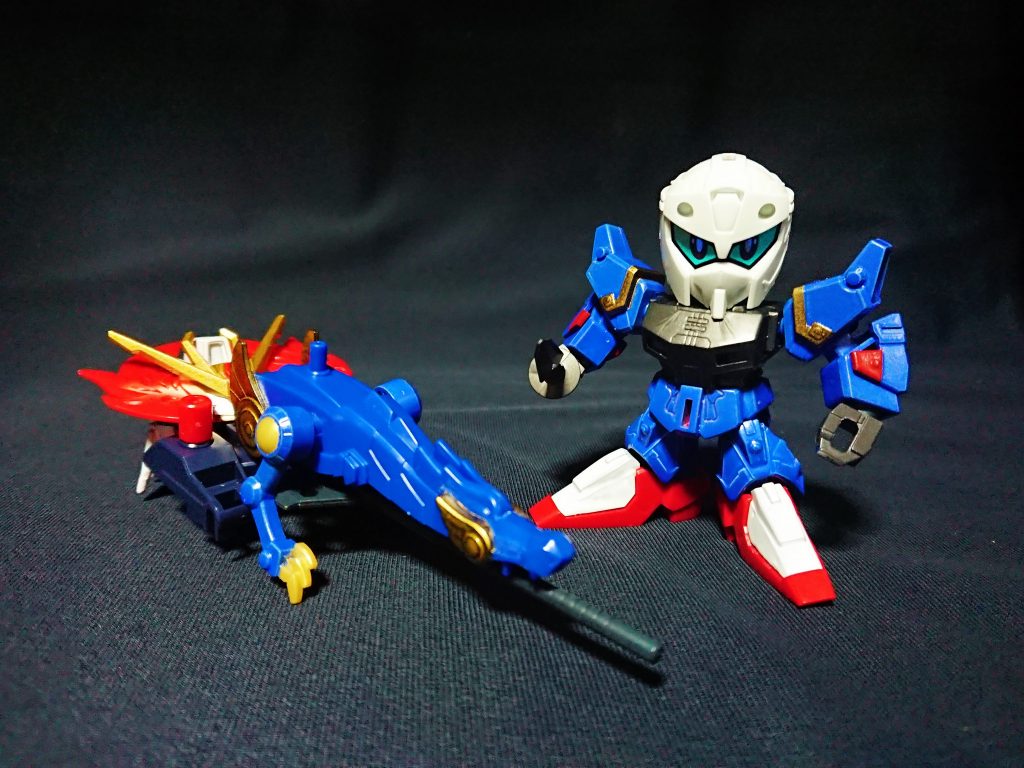 最初は武勇激闘録の張苞をZIIで制作するつもりでした。
元の張苞デザインがZIIらしくなかったため、新規でZIIタイプ武将を作り張苞は別のZタイプにしようと思い張紹を当てはめました。