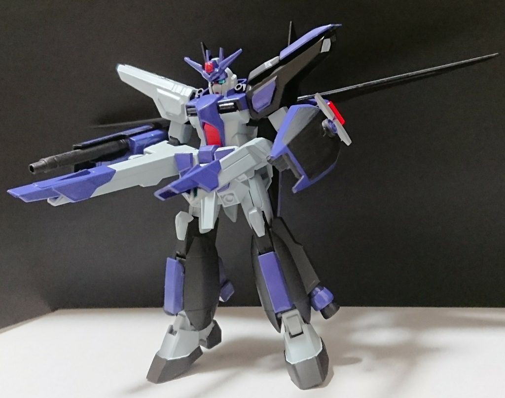 頭部バルカンの威力は標準。
胸部キャノンは単発でしか撃てず威力も標準的なバルカンより少しある程度な為敵の隙を突く、あるいは相手と距離を取る為等に使われている。
Xキャノンはレジェンド・ターミガンが装備している武装の中で最も火力が高く使い勝手が良い、近~遠距離問わず様々な場面で使用できる。