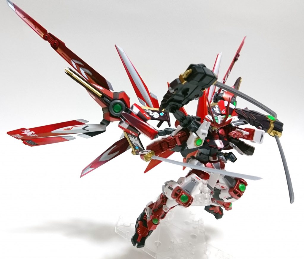 【ポーズ⑤:三刀流】
サブアームをつかったポージング。