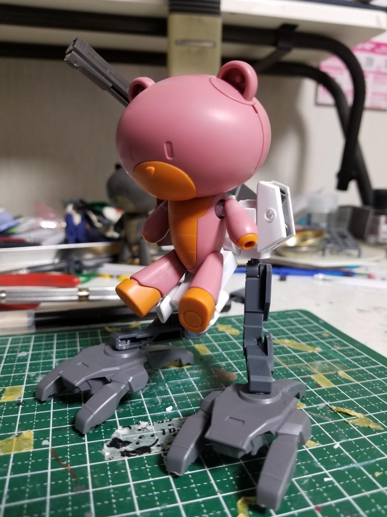 ルナゲイザーの余剰パーツのバズーカをフェニーチェのジョイントやビルドカスタム系のジョイントで設置してます。