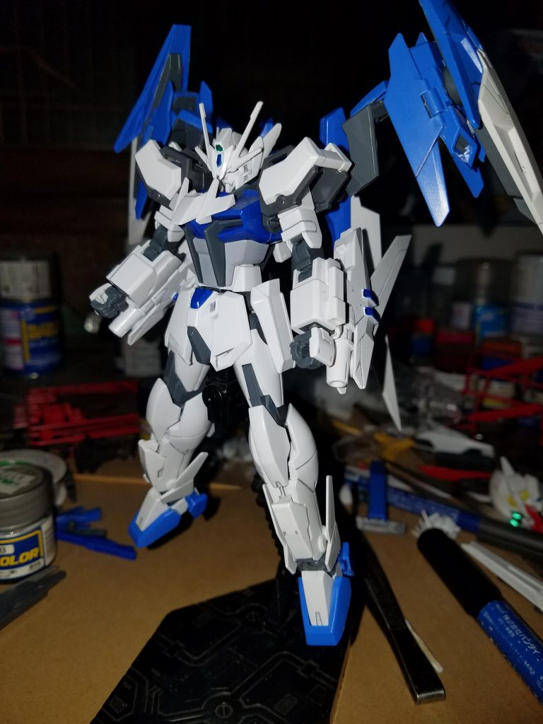 主な変更点は武装とバックパックの変更です