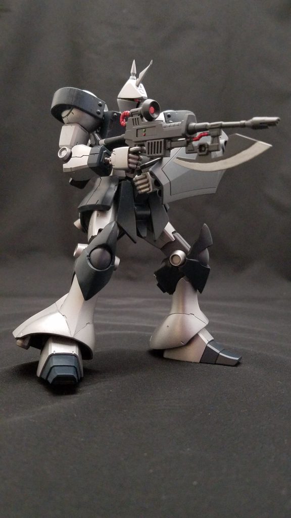 勿論、ベース機の可動域はそのままなので、ポージングは思いのまま。