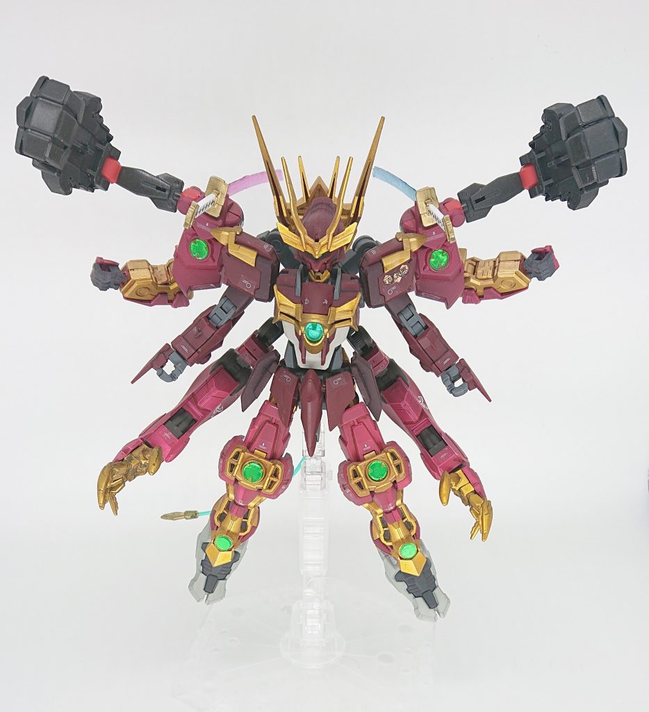 【ポーズ1】(サブアーム展開)
サブアームの追加により、計8本の腕が展開される。
特にバルバトスルプスレクスの手は「鬼の手」と呼び、ニルスのお気に入り。
「鬼の手」は某地獄先生を参考にした訳ではありません(;´д`)