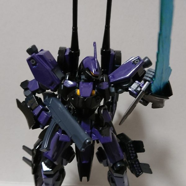 シュヴァルベグレイズ・アドゥン