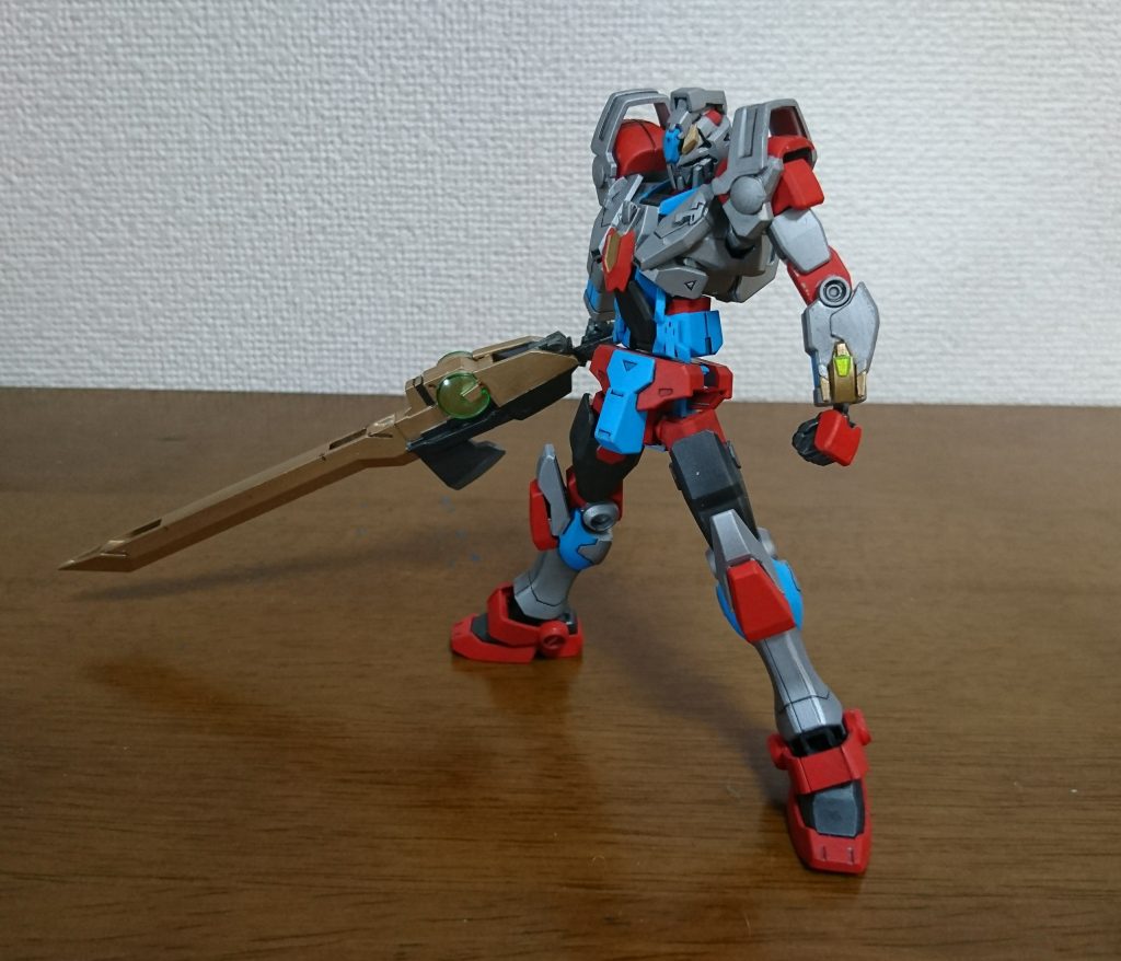 ベースとなるグリッドフレームとキャリバーユニットです。