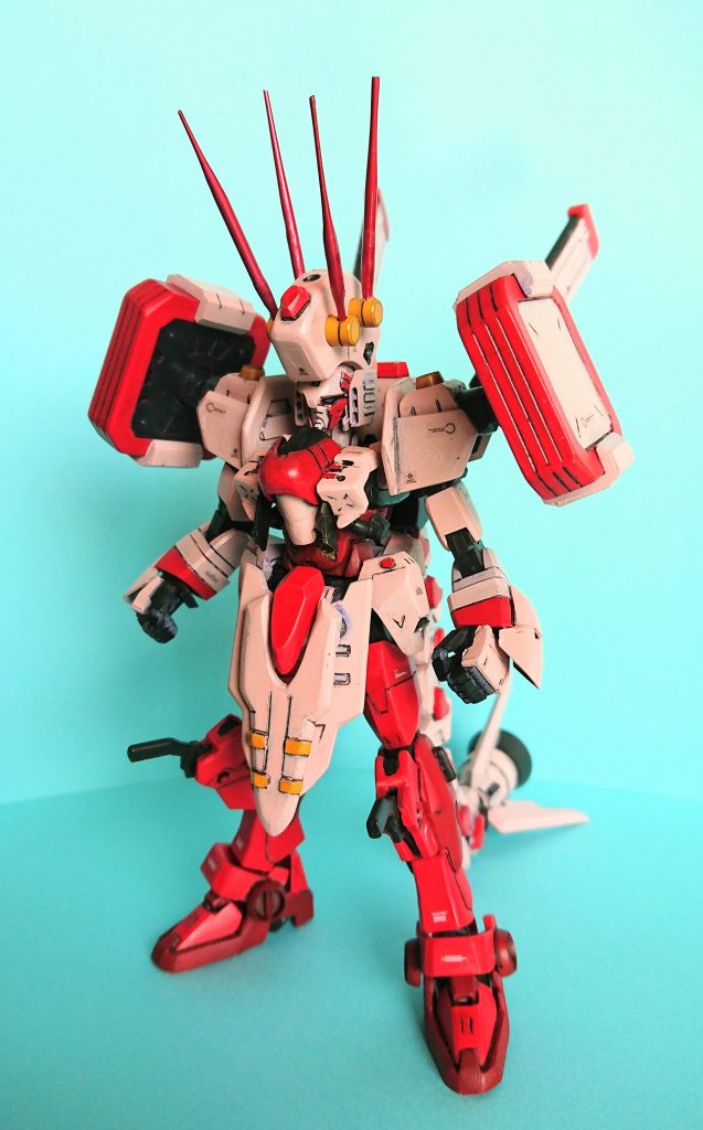 バルスライブガンダム。主人公が設計・製作したフルスクラッチガンダム。記憶を喪失した中学生時に設計。後に、謎の人物から送られてきた当時のノートによって、大会用機体として完成させる。当初、ノートにはバルスガンダムとあったが、主人公がガンプラを通じて自分の存在意義を見いだしたことにより、バルスライブの名前に改めた。