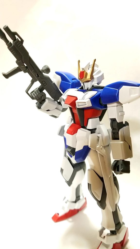 ビームライフルを構えて。
(フォースインパルスからの流用)