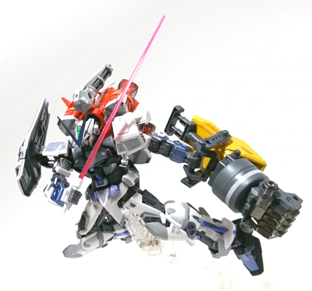 【ショット③ ビームサーベル】