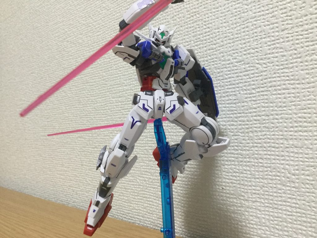 ビームサーベル
こちらもそのまま使用
基本的に腰から上はアストレアのパーツを付けてくだけの簡単作業です。