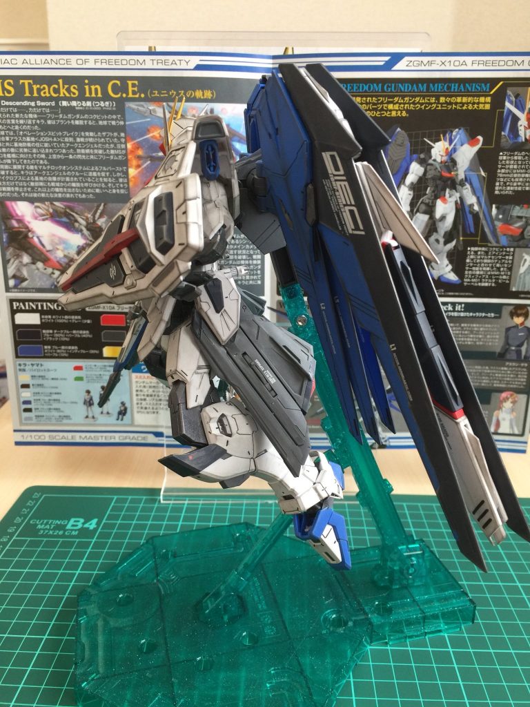 ウェザリングはウェザリングマスターのシャドウ+ガンメタで汚してます。