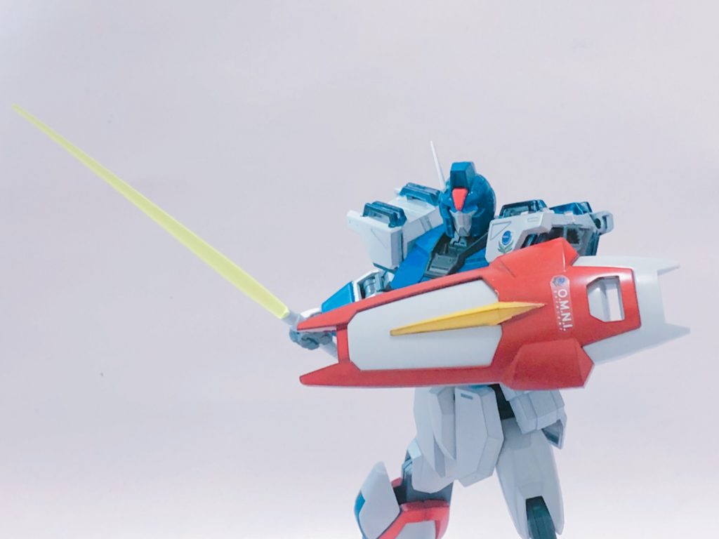 ## 臨戦態勢
サーベルのビーム部分は、HGドラッツェから拝借しました。