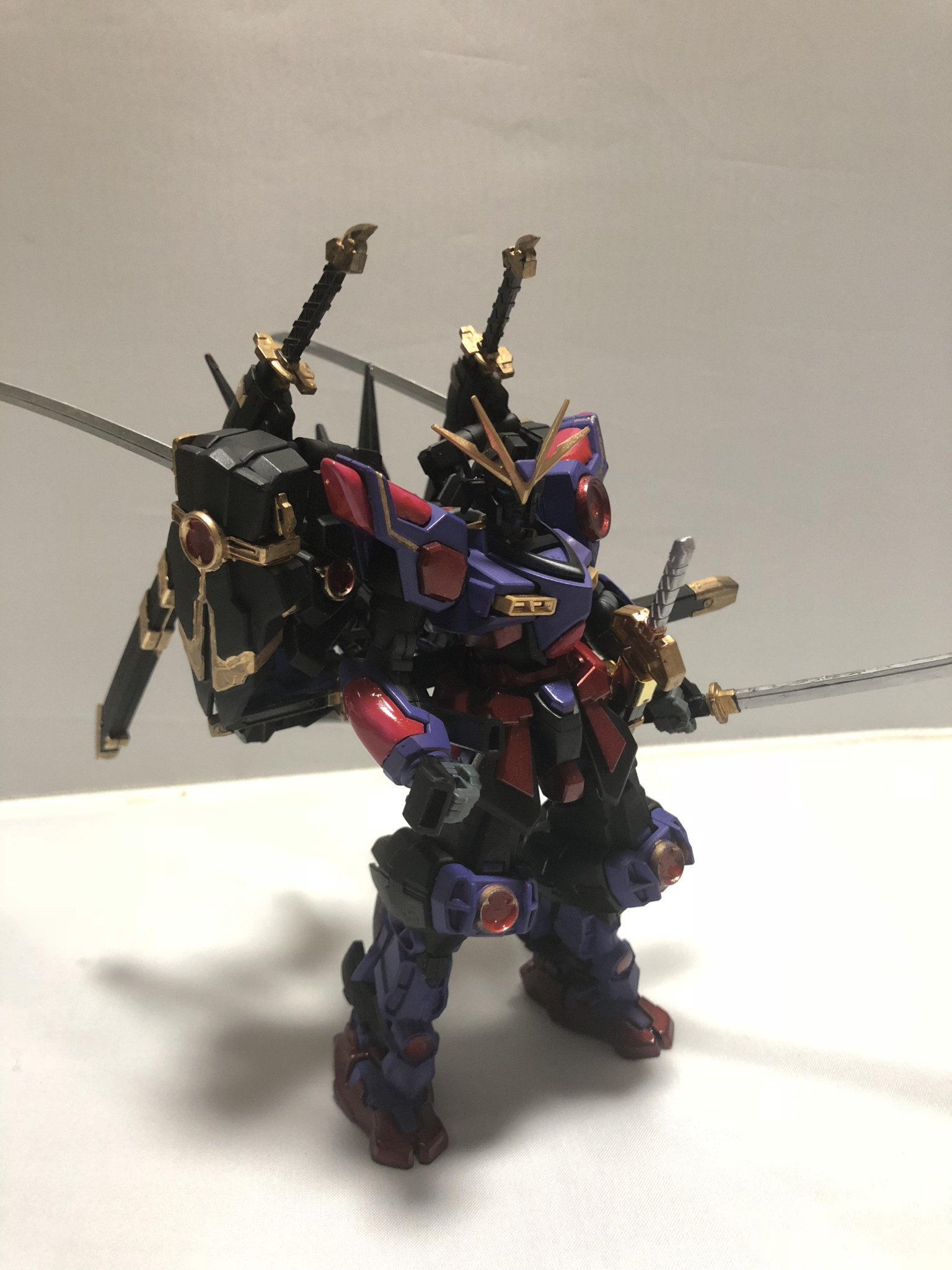 戦極バーニング頑駄無｜ポメタニヤンさんのガンプラ作品｜GUNSTA