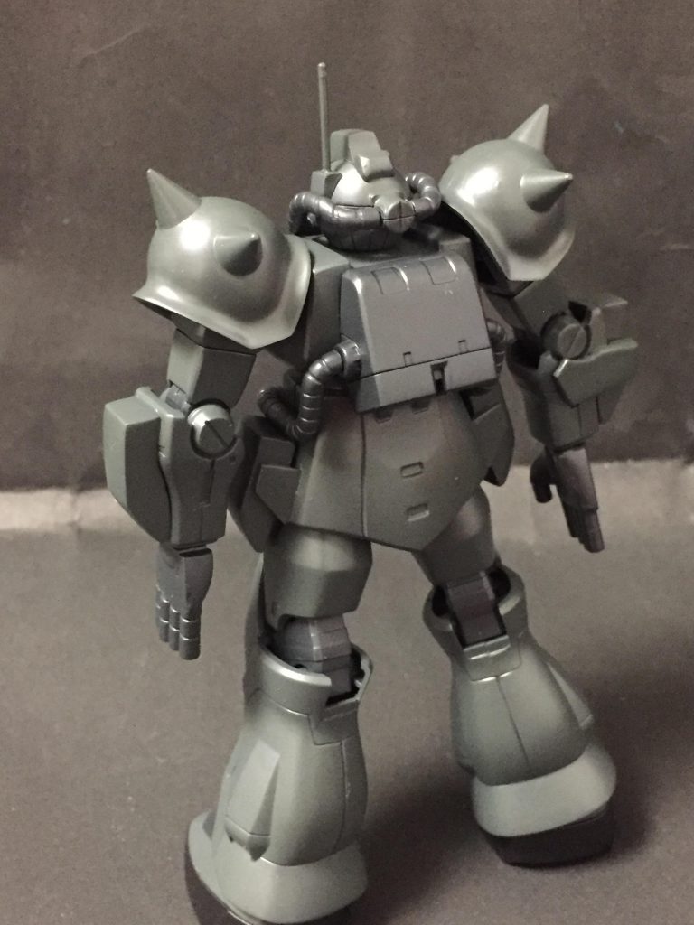 背面/初期のキットなので簡素な構造で非常に作りやすい機体でした！