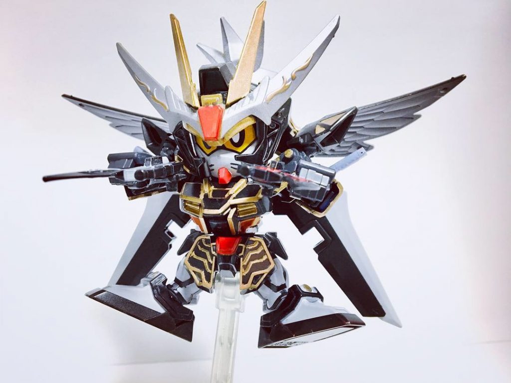 空中でも消訂を用いたガンアクションは健在。