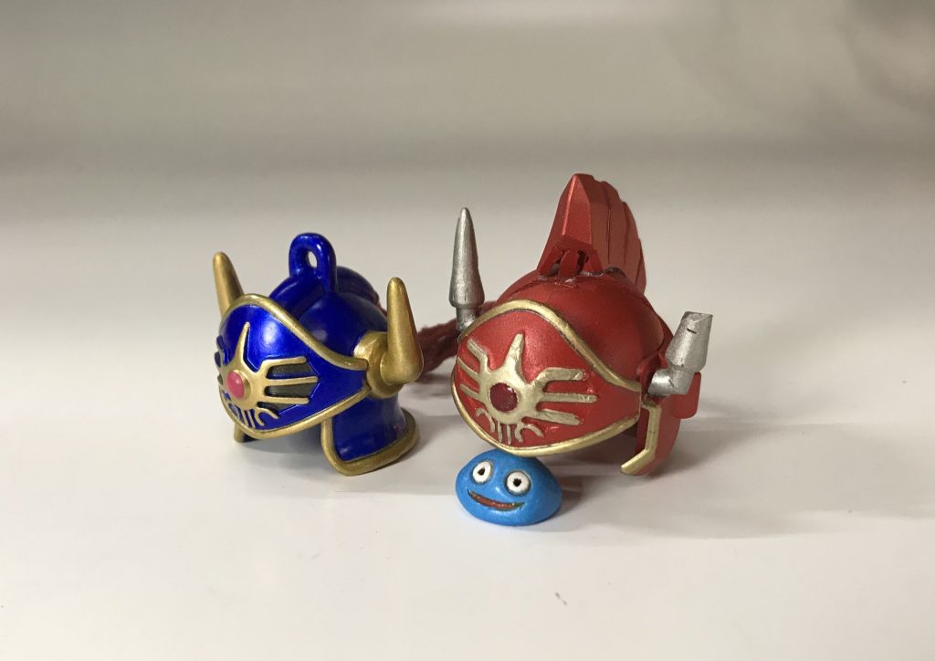 左→元キット
右→バイザーのみ複製
原作に合わせ、カブトに切傷を入れる