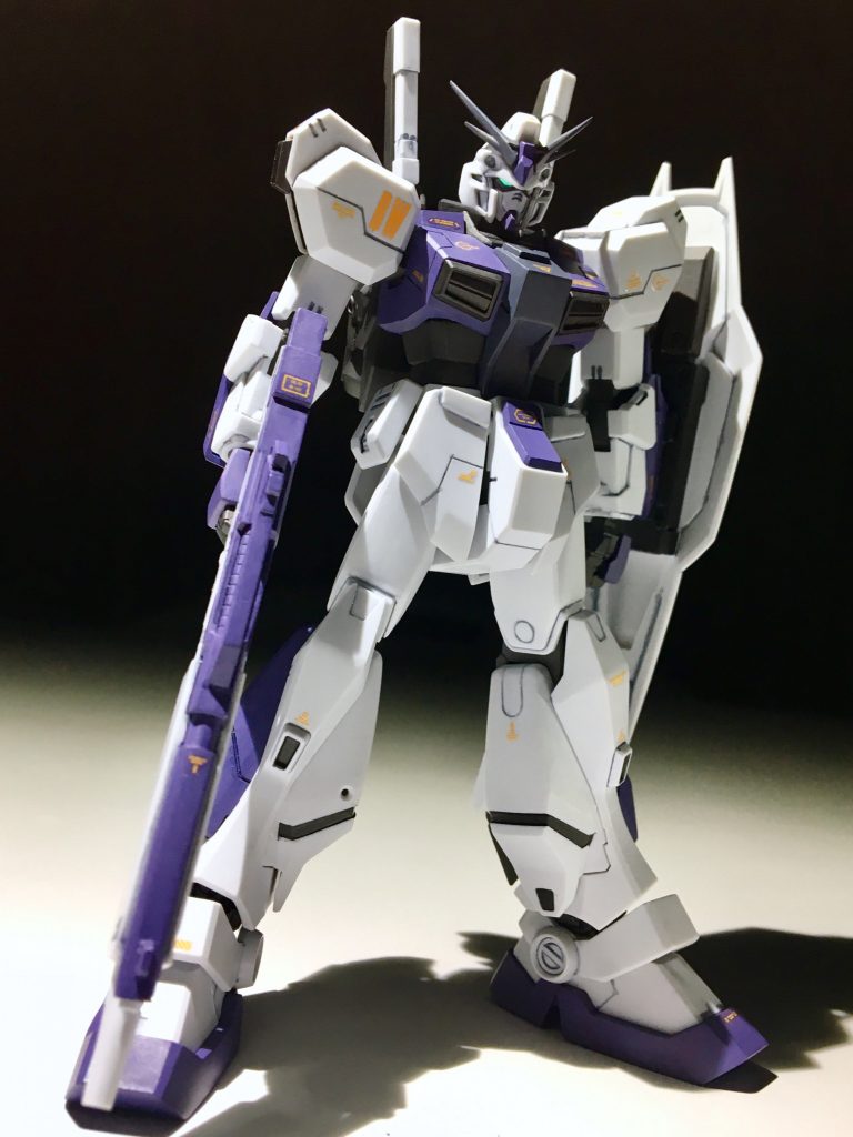 プロポーション変更は、肩引き、爪先開き、前アーマー1mm下げ、のみです。