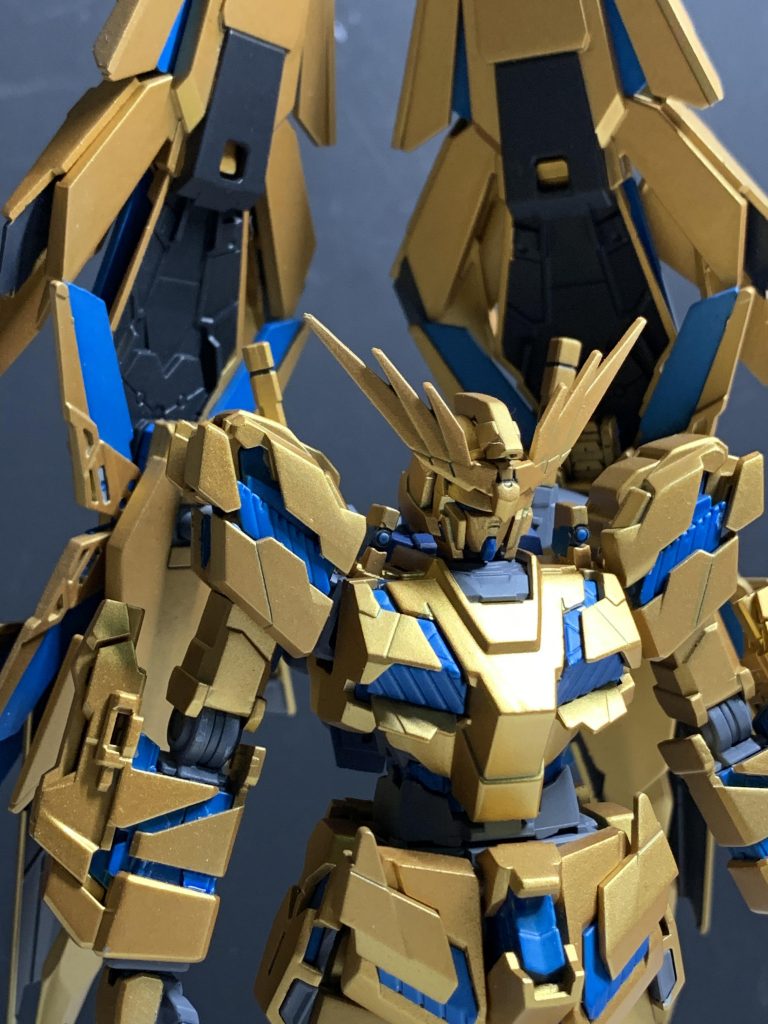 本体カラーはガイアアーツのパールゴールドを使用