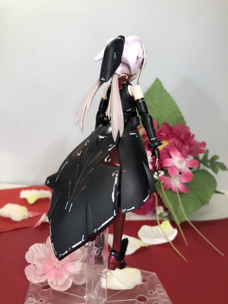 背中側から。 みんな大好きツインテール!