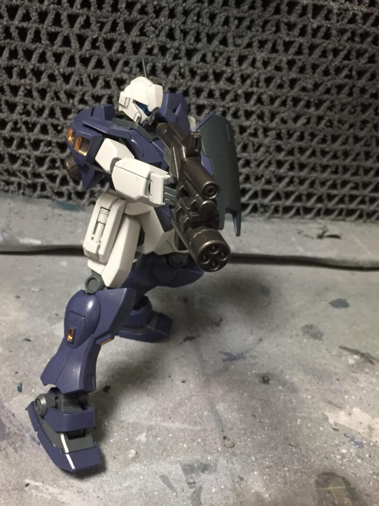 美脚なジェガン
ジムカスタムとのミキシング改造