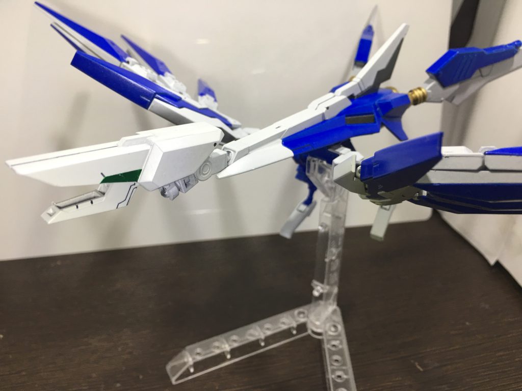 hi-νブレイブとのミキシングなのでファンネルコンテナとシールドブースターで支援機にもなります。