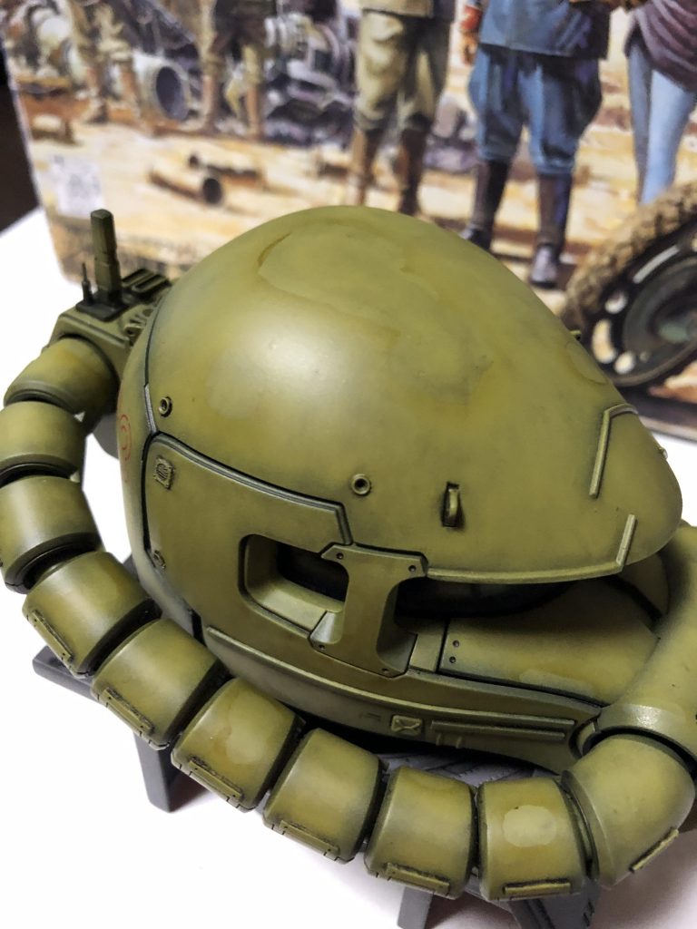 林周市氏の本を参考にところどころに補修後の再塗装のような表現をしました。