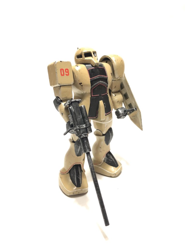 ななめ
 
やり過ぎないがテーマ♪♪
 
マゼラトップ砲の砲身は作りました。