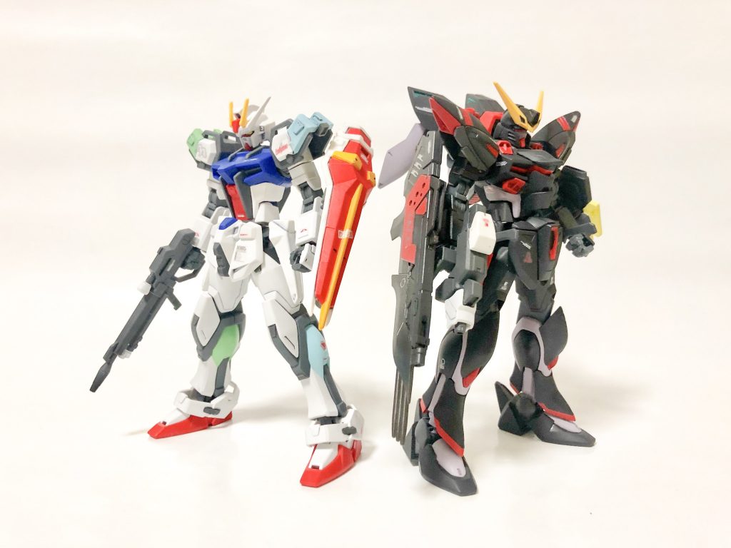 以前ビルドストライクから作ったブリッツと一緒に。
SEEDシリーズはこれからも「リメイク」をテーマにシルエットを損なわない程度にアレンジを加えて作っていきたいです。