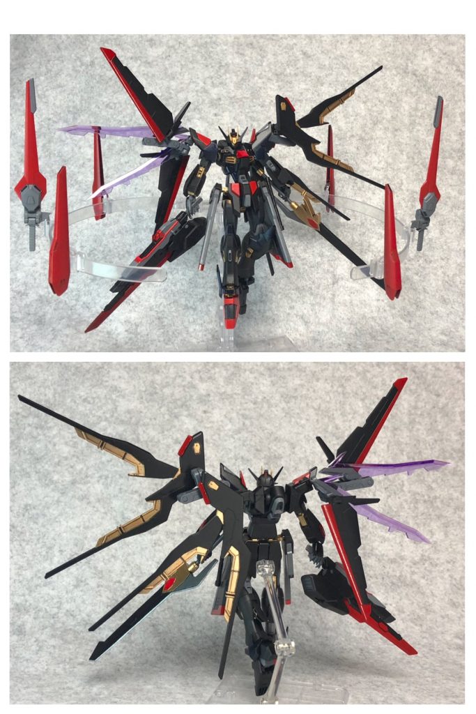 ## ディスペアモード
ドラグーンとバインダーソードを外し、左右のバインダーを翼状に展開、足のスラスターも展開した状態です。
右バインダーからはバインダーソードがあった所から、ビームウイングが出ています。