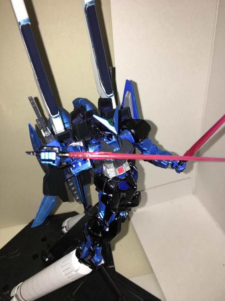 基本的にアストレイの武装は使えます(当然)