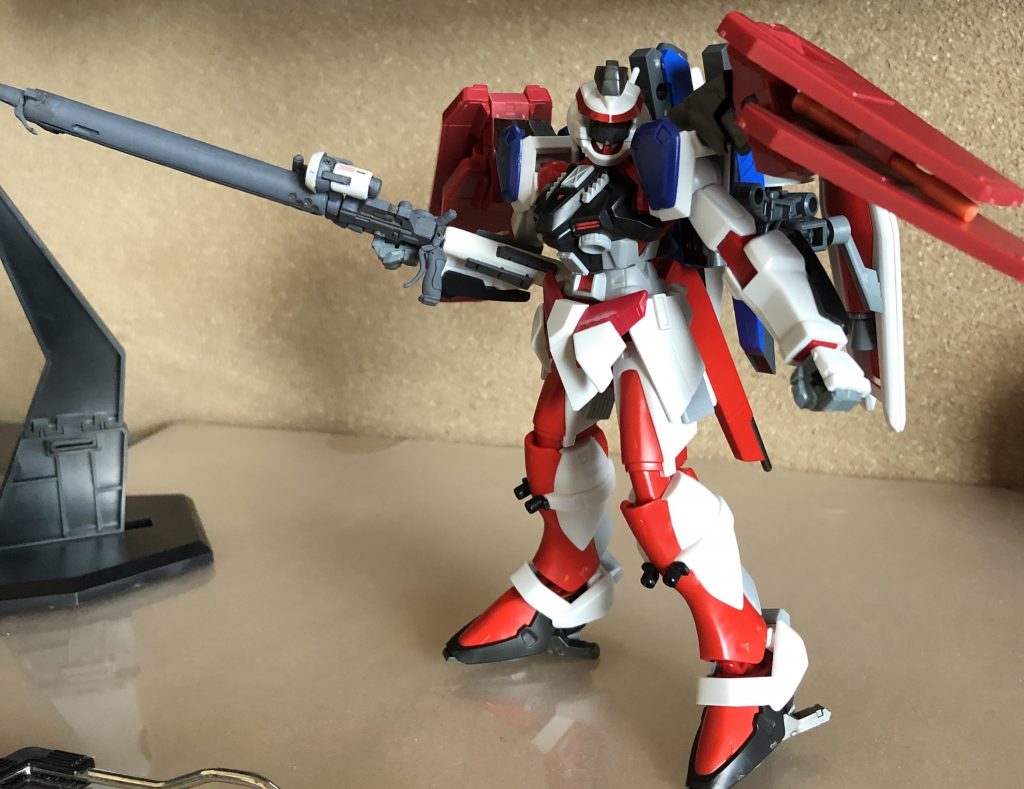 背中が重そうだけどちゃんと自立できます。