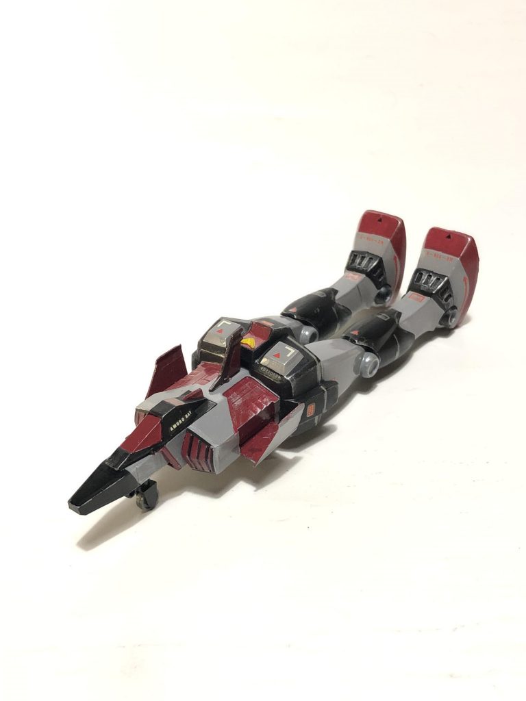 Bパーツボマー(コア・ブースター)
 
高い地上走破性とキックによる近接攻撃が可能。
 
耐熱フィルムによる大気圏突入能力も有する(妄想)