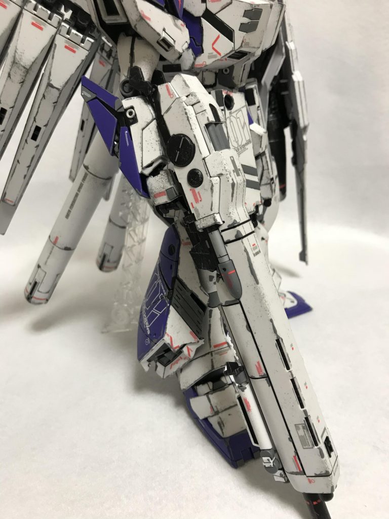 MG HI-νガンダム ver.KA FWS ウェザリング–4枚目/制作者：@gyuuuutora