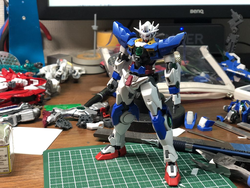 RGエクシアとRGクアンタのミキシング。
わかりもしないのにフレームぶった切ってくっつけれなくなって四苦八苦したのはいい思い出です。