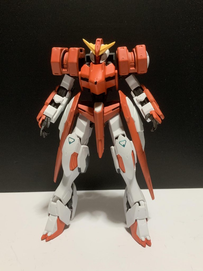 腰に装備したファングはルプスレクスのようにワイヤーでの操作が出来る設定