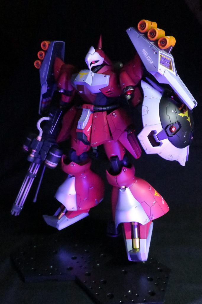 赤い部分はガイアカラーのペンキレッドです。