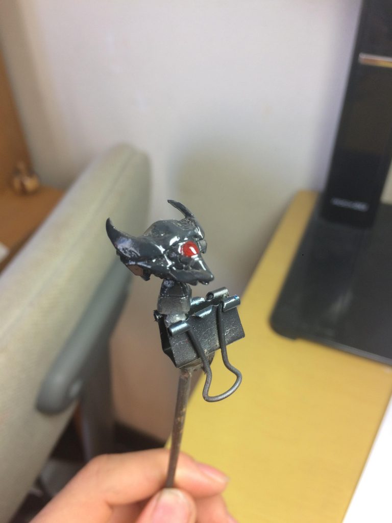 顔はこんな感じ