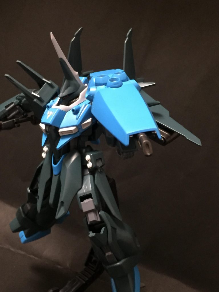 無性に作りたくなったバウ
ビームライフル長くすると不思議と航空機感上がりまくり