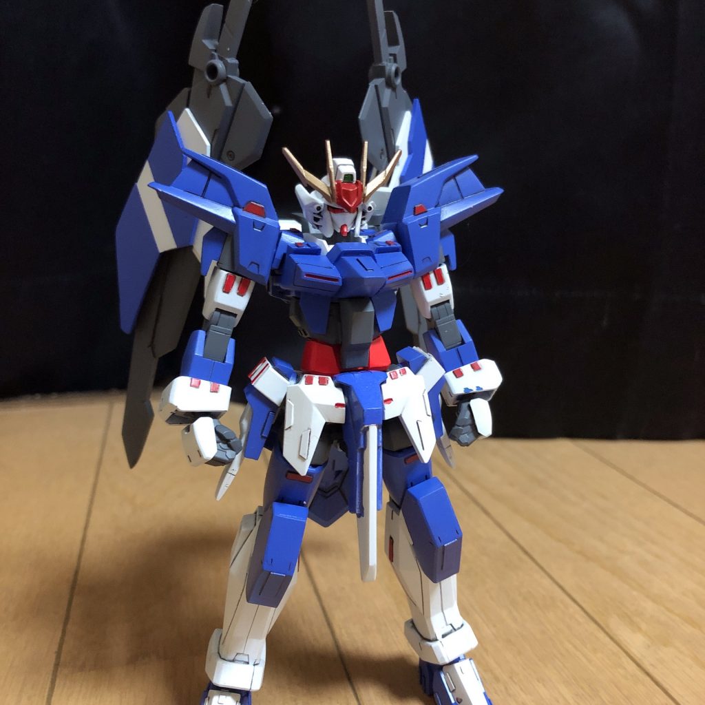 バックパックはプラ板で作り武器を取り付けるためにネオジムを仕込んであります
様々なポージングをさせましたがこれが1番写真写りが良かったです(^_^;)
つや消し後にペリっと剥がれてしまったところは今はリペイントしてあります