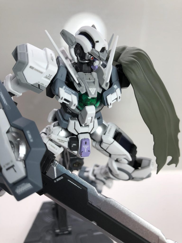 顔右側面の塗装頑張りました。