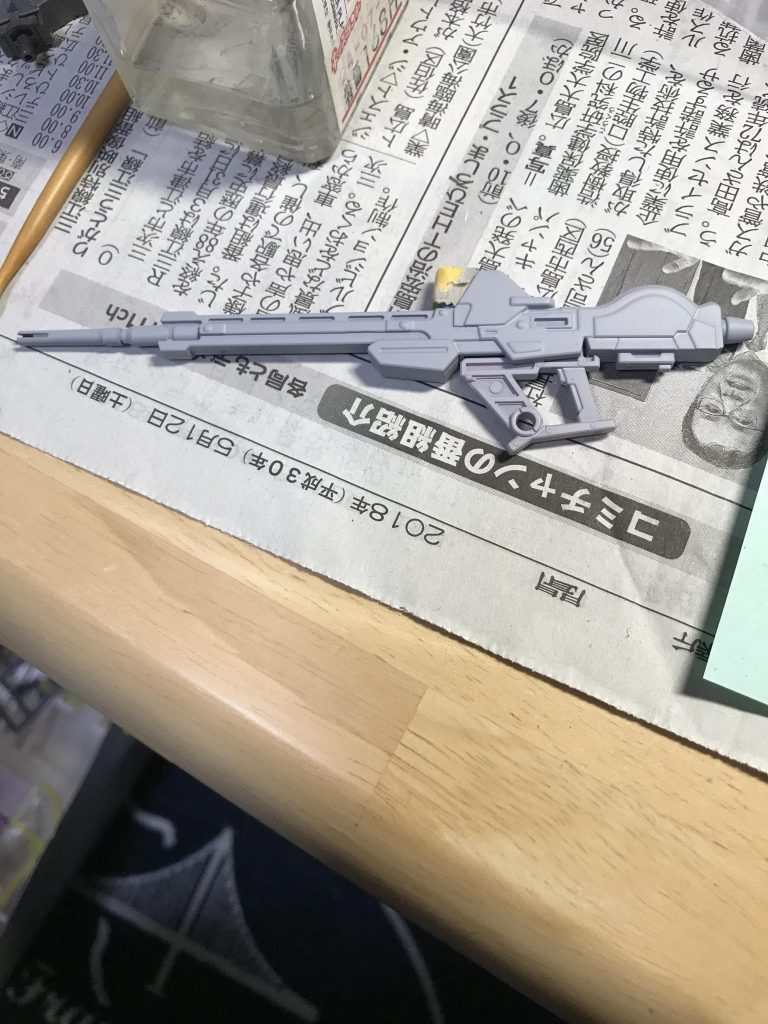 ライフルはデルタガンダムの物をベースにアメイジングレブのグリップを取り付けてオリジナル感を出しました