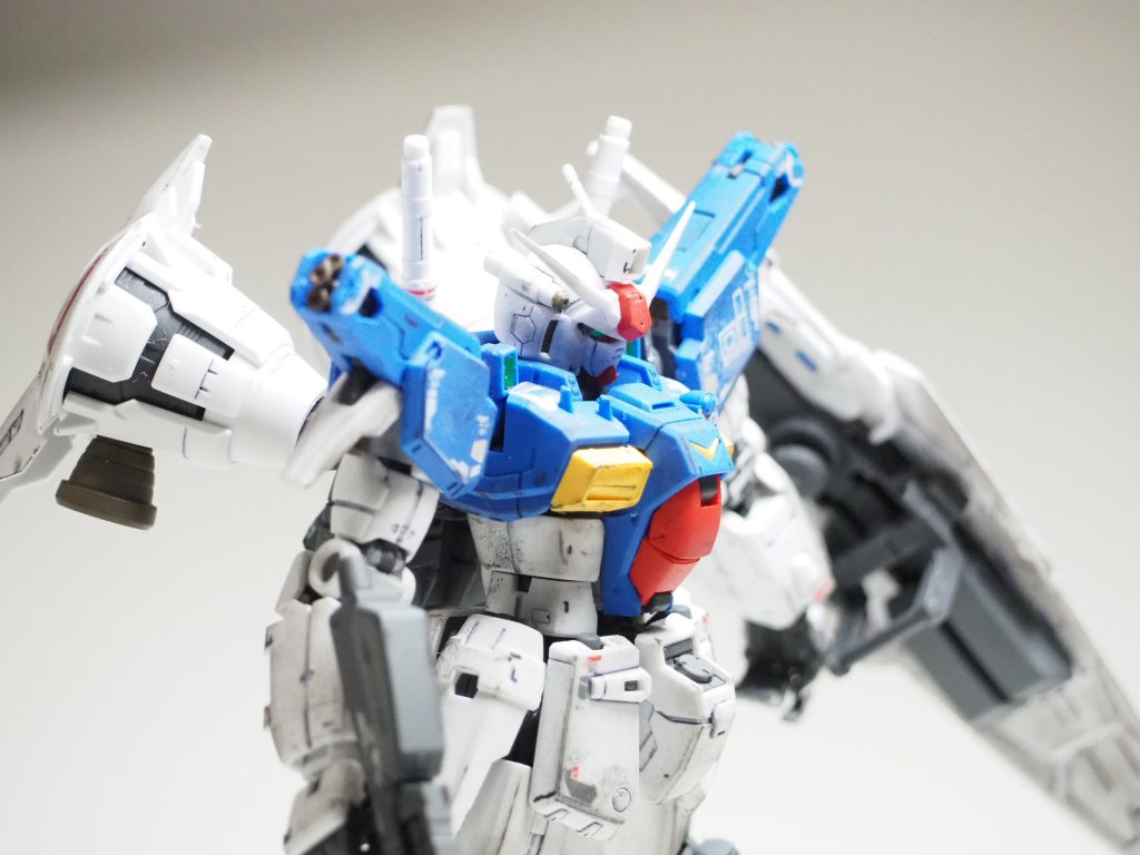 最近、ガンダムの人相といいましょうか？少しわかってきました。
GP01はイケメンです。