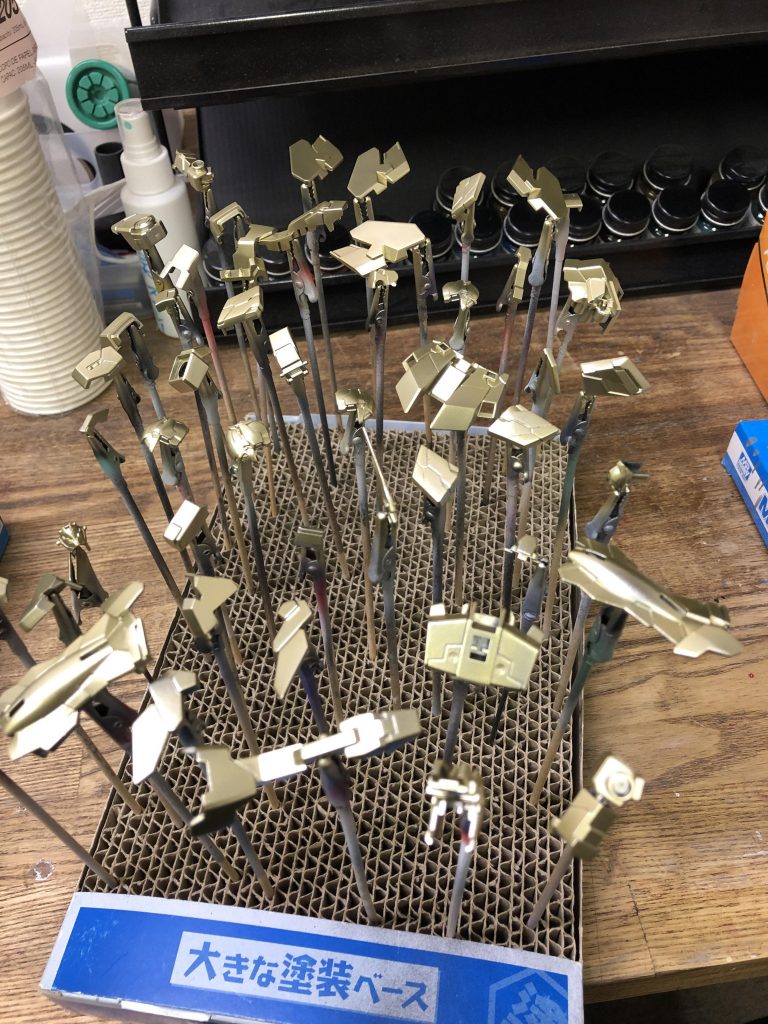 ユニコーンガンダム3号機 フェネクス[ユニコーンモード]–2枚目/制作者：オカムラセイジ