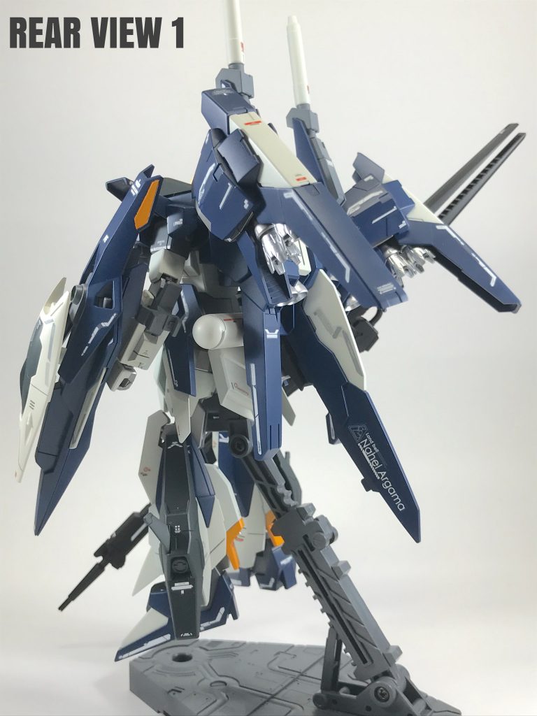 リアビュー その1
バーニアはビルダーズパーツ
のモノを使用し、ディテアップ
してみました。