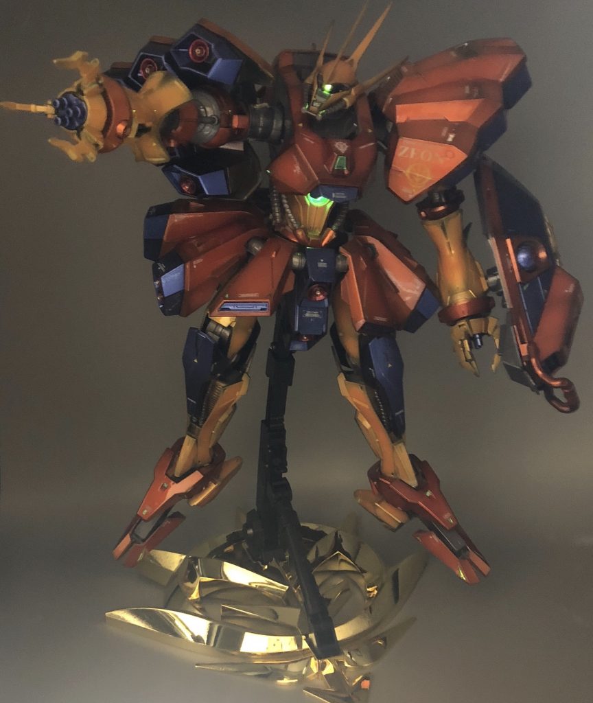 xーbaseのLEDをモノアイとお腹に仕込んでいます